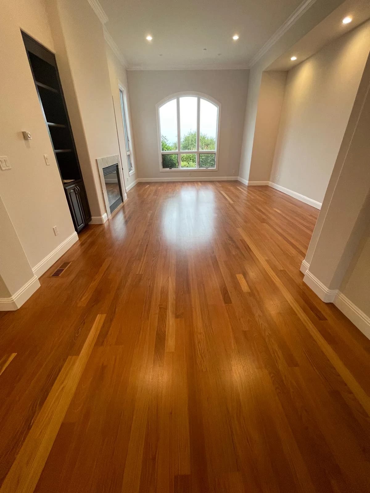Alameda Hardwood Floors Refinishing / Dustless project